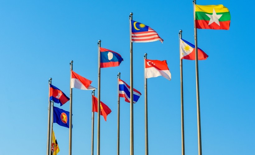 Southeast Asia between the Superpowers: Who is where and why?